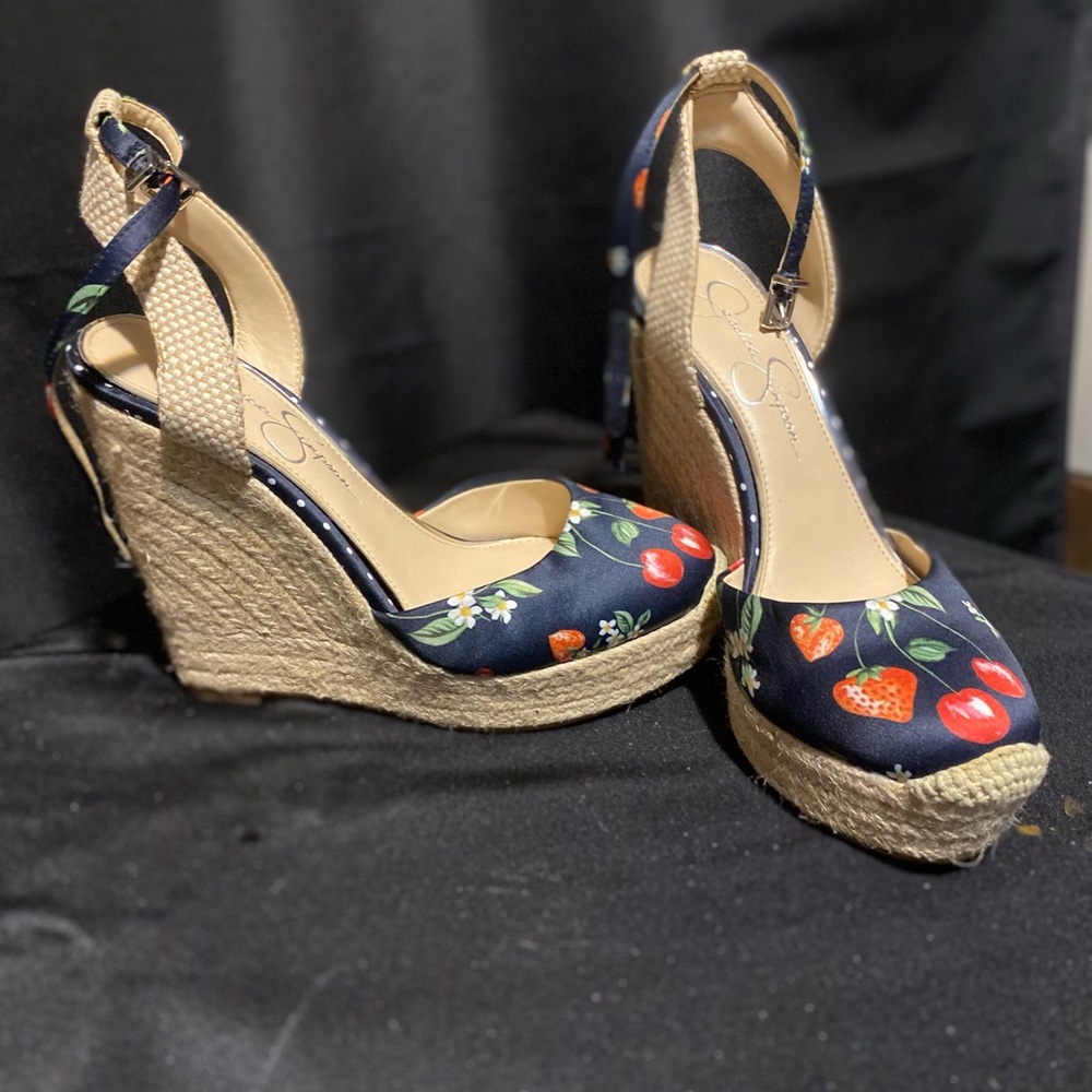 Jessica Simpson Navy Floral Wedges